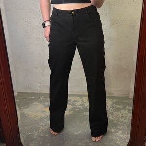 Black High-Waisted Pants St. John Sport Black Casual High Rise Pants Size 8